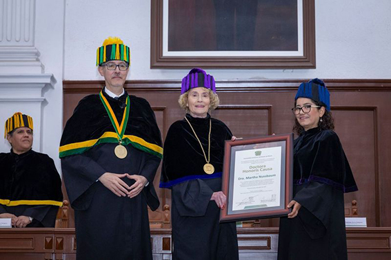 Reconoce UAEMéx a Martha Craven, con Doctorado Honoris Causa