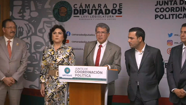 “Hay margen para no incurrir en crisis constitucional”: Monreal