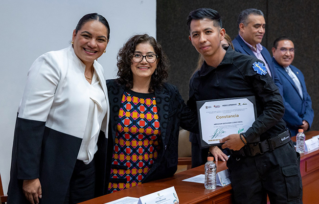 Fortalece UAEMéx retribución social mediante vinculación con el sector gubernamental