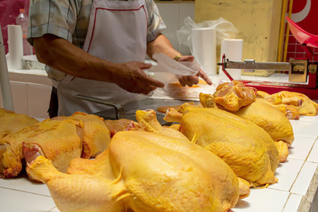 Denuncian “Cartel del pollo” que se extiende en la zona norte del Edomex