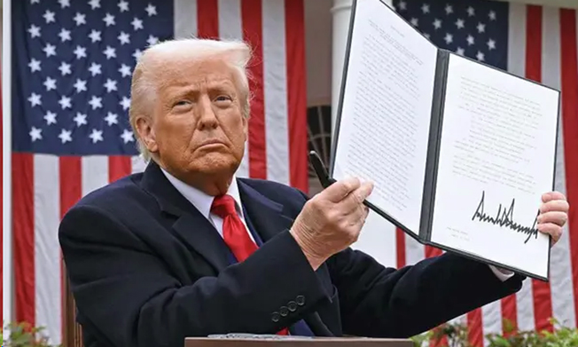 Aranceles a quien proporcione petróleo a Cuba: Trump