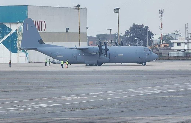 Presencia de aeronave militar de EEUU en Toluca, podría responder a adiestramiento