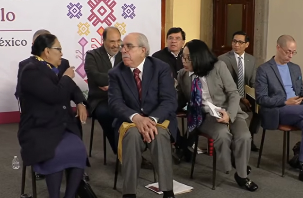 Conmina Sheinbaum a reconsiderar “El Fuero” en la Reforma Electoral