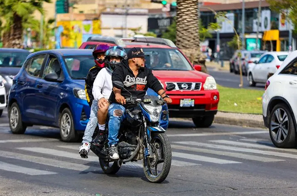 Alebrijes en Cuadratines