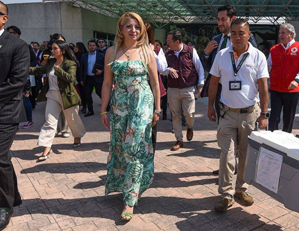 Macarena Montoya contradice postura oficial sobre crisis de sarampión