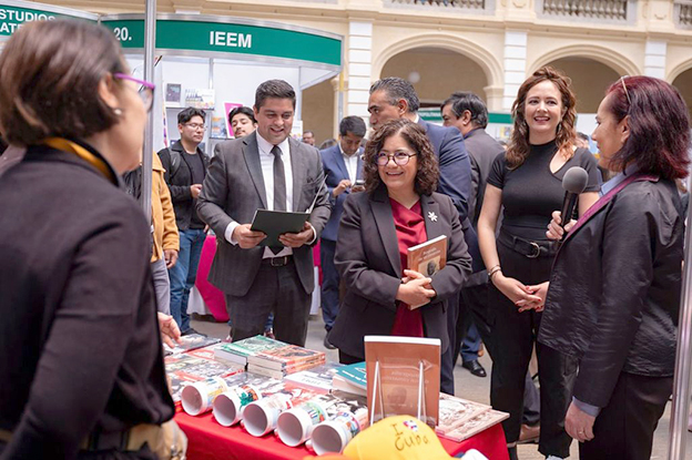 Realiza UAEMéx primera edición de la Feria Universitaria del Libro