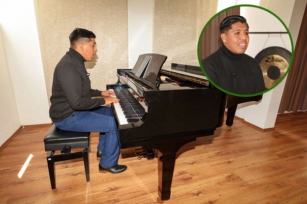 Premian a estudiante de la UAEMéx, en certamen internacional de canto operístico