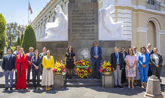 Personal académico de la UAEMéx, fundamental en la consolidación de la enseñanza humanista