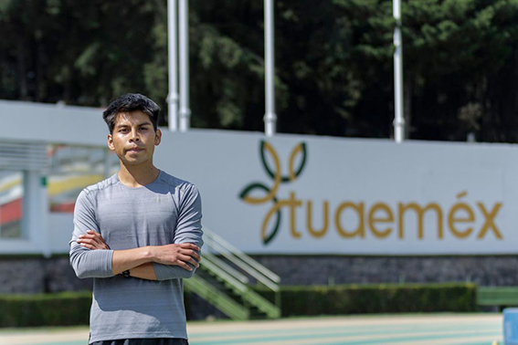 Con esfuerzo y disciplina, Isaac Porcayo se consolida en el atletismo universitario