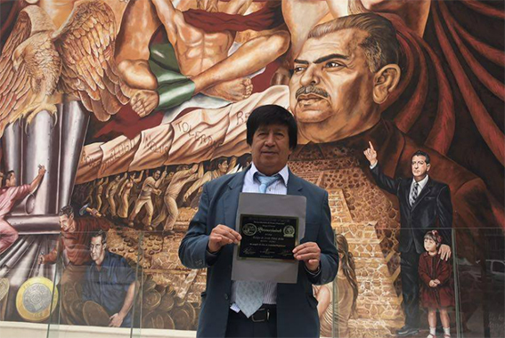 56 años de haber iniciado la profesión de periodista