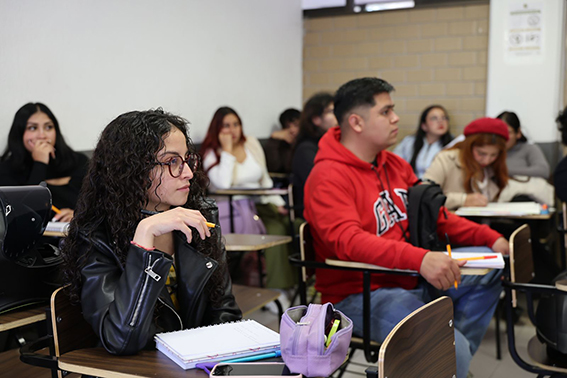 96 mil estudiantes regresan a las aulas de la UAEMéx