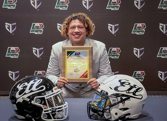 Diego Díaz, Novato del Año de la ONEFA