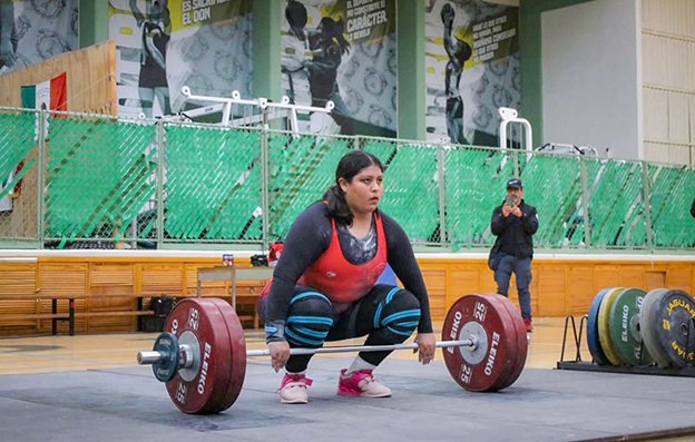 Perla Gabriel, atleta que combina el alto rendimiento y la Psicología