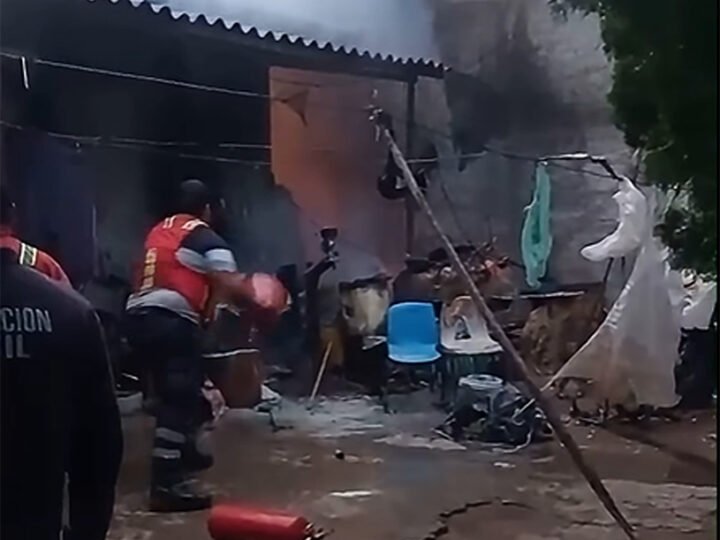¡A cubetadas! el control de incendios en Tejupilco