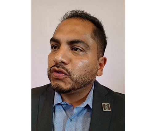 Mercado Juárez asfixiado por el comercio informal; denuncian impacto económico e inseguridad